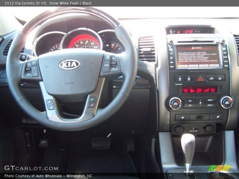 Snow White Pearl / Black 2013 Kia Sorento SX V6