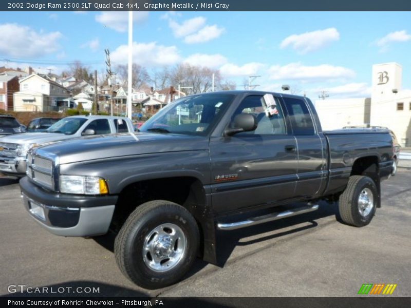 Front 3/4 View of 2002 Ram 2500 SLT Quad Cab 4x4