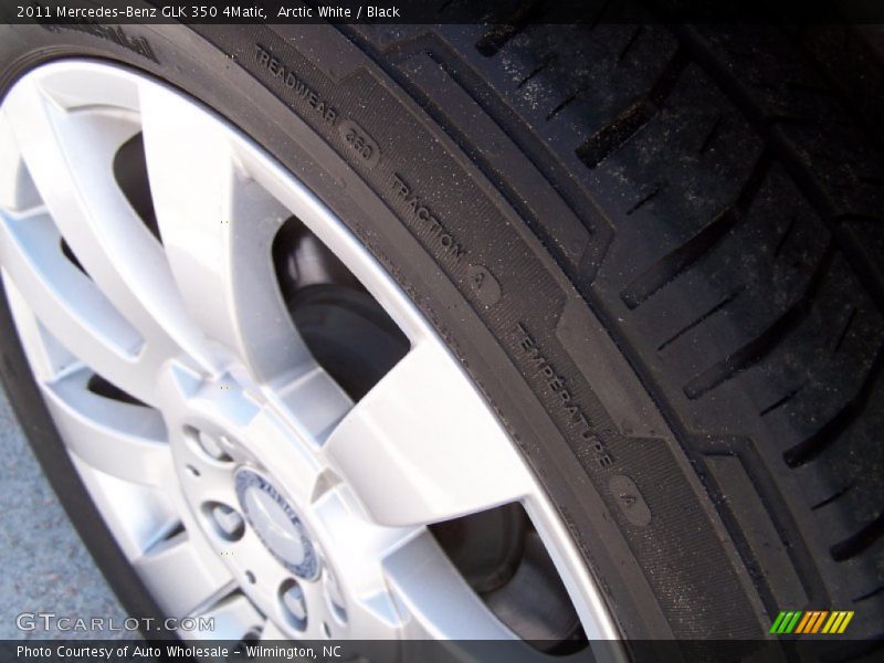 Arctic White / Black 2011 Mercedes-Benz GLK 350 4Matic