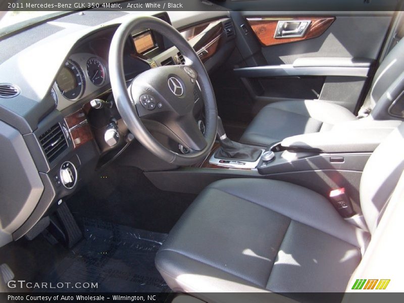 Arctic White / Black 2011 Mercedes-Benz GLK 350 4Matic