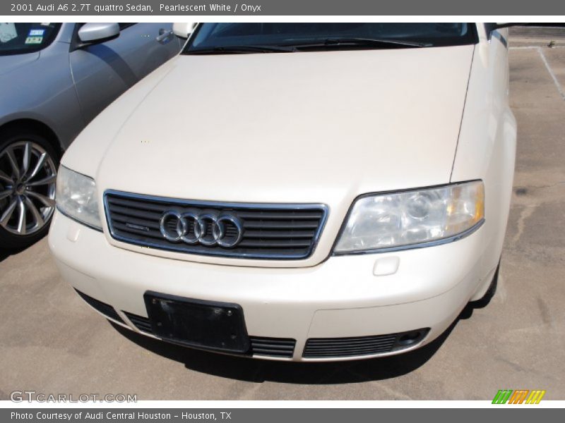 Pearlescent White / Onyx 2001 Audi A6 2.7T quattro Sedan