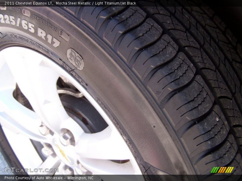 Mocha Steel Metallic / Light Titanium/Jet Black 2011 Chevrolet Equinox LT