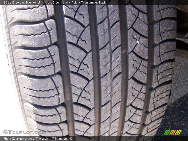 Mocha Steel Metallic / Light Titanium/Jet Black 2011 Chevrolet Equinox LT