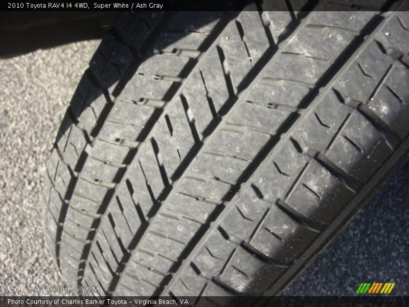 Super White / Ash Gray 2010 Toyota RAV4 I4 4WD