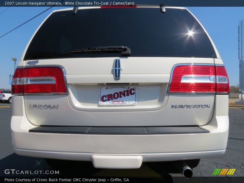 White Chocolate Tri-Coat / Camel/Sand 2007 Lincoln Navigator Ultimate