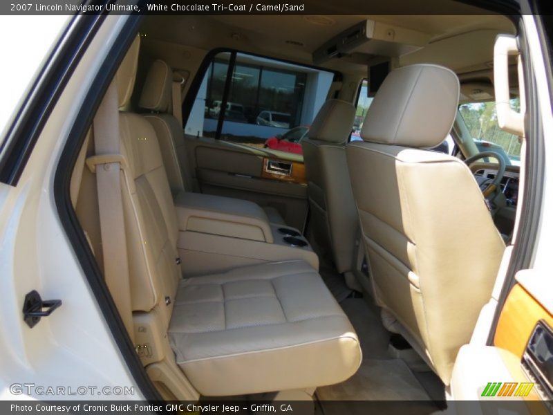 White Chocolate Tri-Coat / Camel/Sand 2007 Lincoln Navigator Ultimate