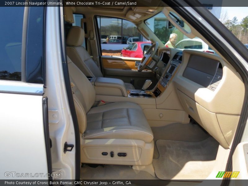 White Chocolate Tri-Coat / Camel/Sand 2007 Lincoln Navigator Ultimate