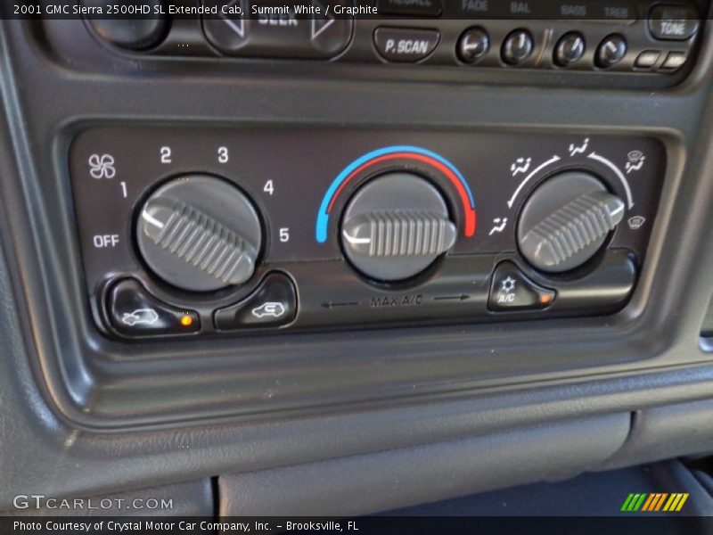 Controls of 2001 Sierra 2500HD SL Extended Cab