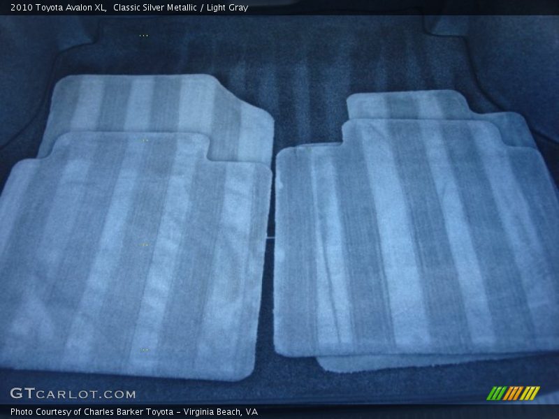 Classic Silver Metallic / Light Gray 2010 Toyota Avalon XL