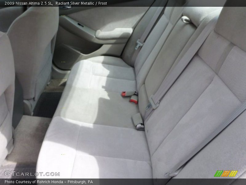 Radiant Silver Metallic / Frost 2009 Nissan Altima 2.5 SL