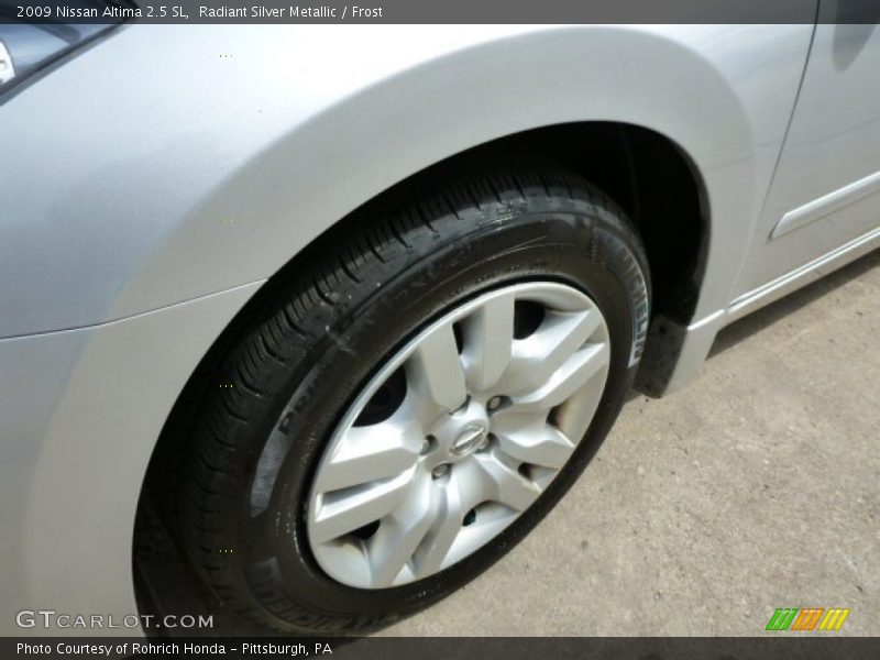 Radiant Silver Metallic / Frost 2009 Nissan Altima 2.5 SL