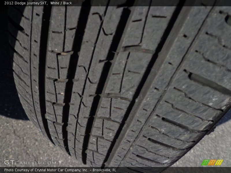 White / Black 2012 Dodge Journey SXT