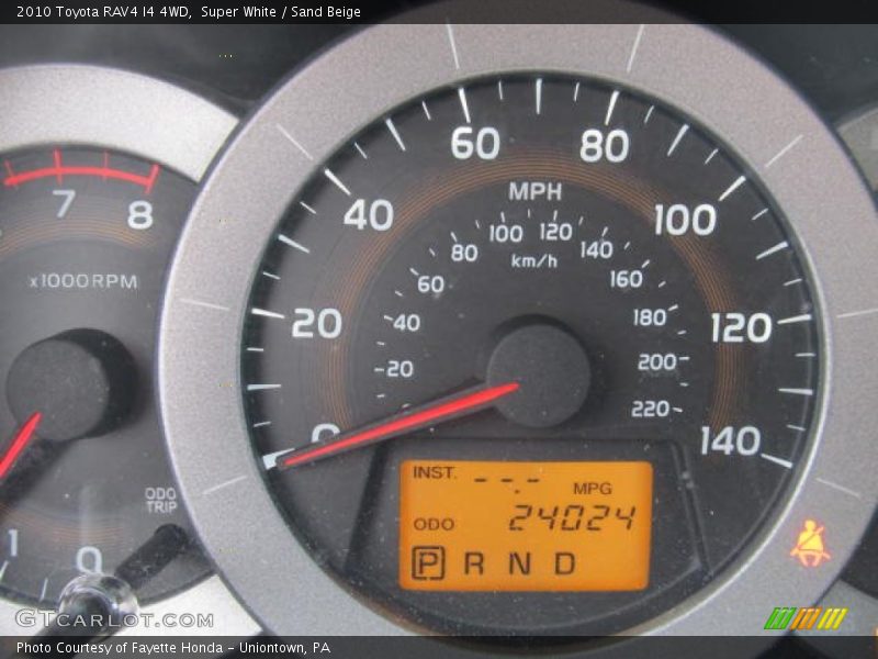 Super White / Sand Beige 2010 Toyota RAV4 I4 4WD