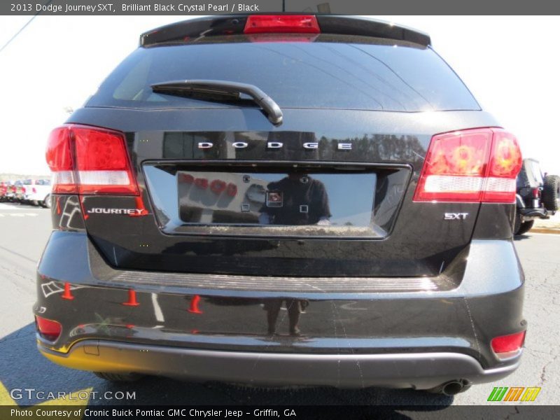 Brilliant Black Crystal Pearl / Black 2013 Dodge Journey SXT
