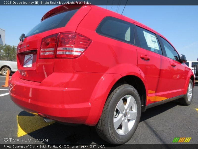 Bright Red / Black/Light Frost Beige 2013 Dodge Journey SE