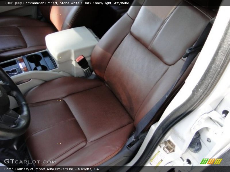 Front Seat of 2006 Commander Limited