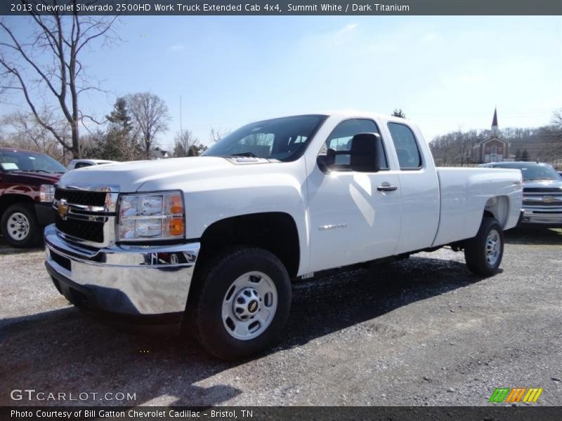 Front 3/4 View of 2013 Silverado 2500HD Work Truck Extended Cab 4x4