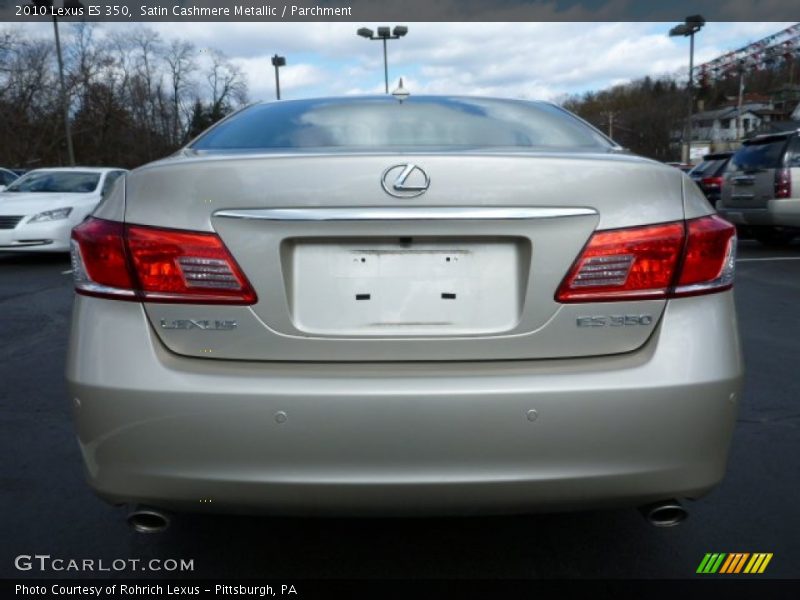 Satin Cashmere Metallic / Parchment 2010 Lexus ES 350