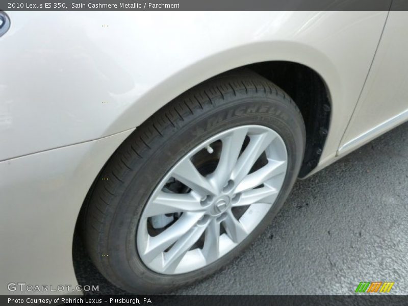 Satin Cashmere Metallic / Parchment 2010 Lexus ES 350