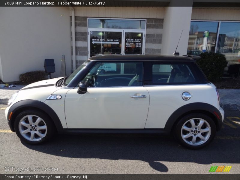 Pepper White / Black/Grey 2009 Mini Cooper S Hardtop