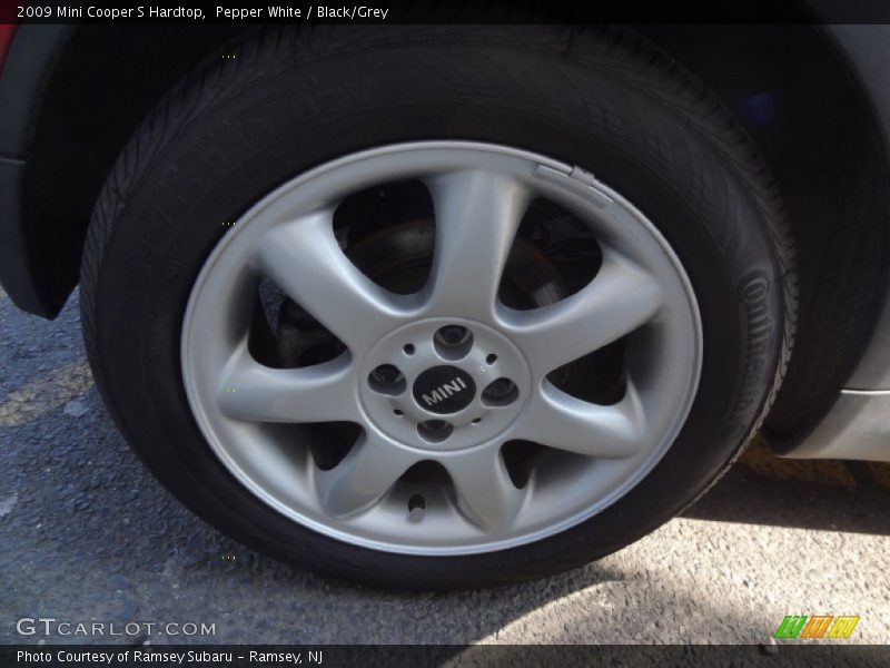 Pepper White / Black/Grey 2009 Mini Cooper S Hardtop