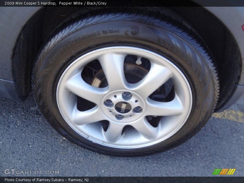 Pepper White / Black/Grey 2009 Mini Cooper S Hardtop