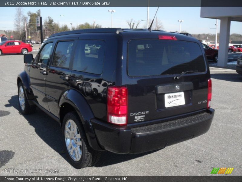 Blackberry Pearl / Dark Slate Gray 2011 Dodge Nitro Heat