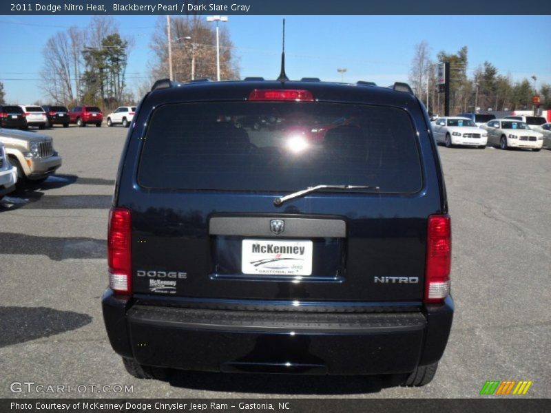 Blackberry Pearl / Dark Slate Gray 2011 Dodge Nitro Heat