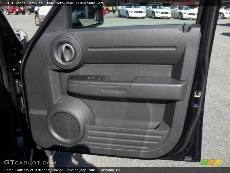 Blackberry Pearl / Dark Slate Gray 2011 Dodge Nitro Heat