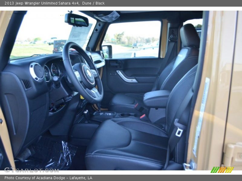  2013 Wrangler Unlimited Sahara 4x4 Black Interior