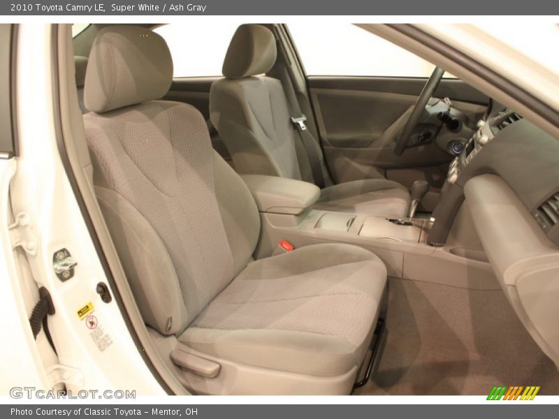 Super White / Ash Gray 2010 Toyota Camry LE
