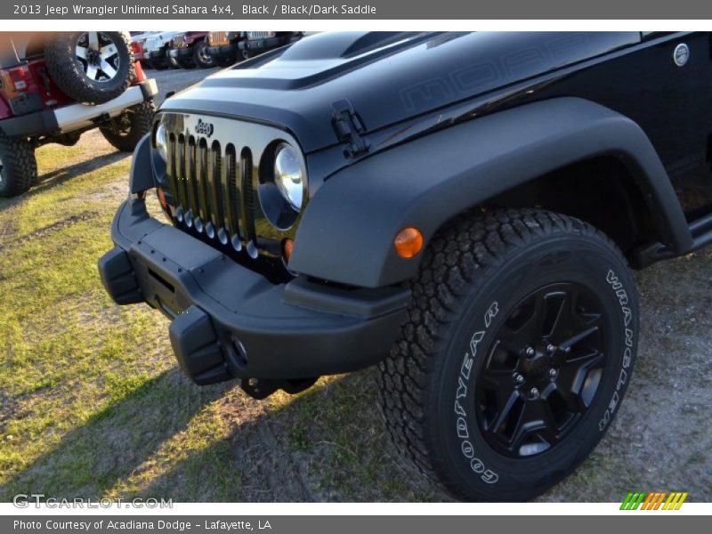 Black / Black/Dark Saddle 2013 Jeep Wrangler Unlimited Sahara 4x4