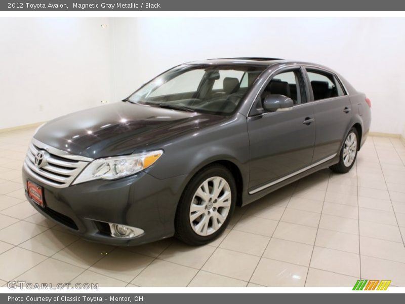 Magnetic Gray Metallic / Black 2012 Toyota Avalon