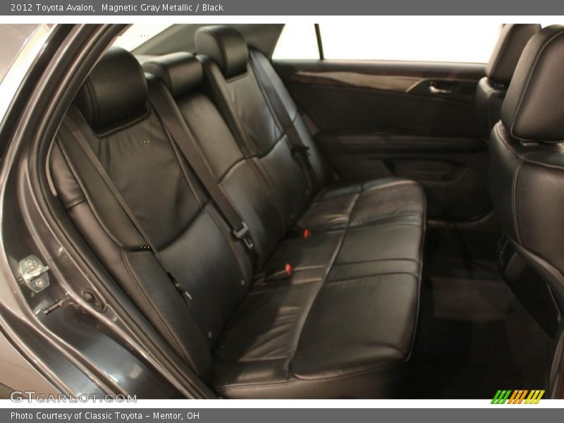 Magnetic Gray Metallic / Black 2012 Toyota Avalon