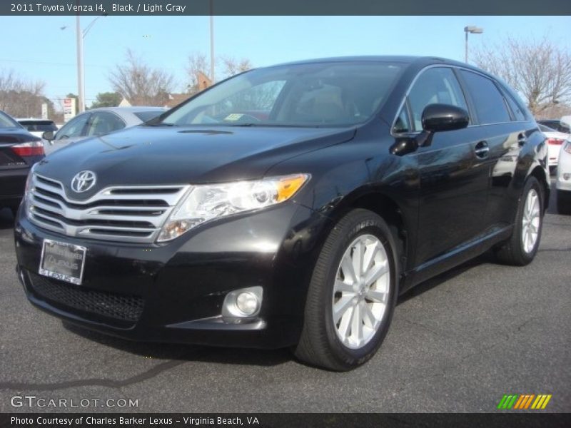 Black / Light Gray 2011 Toyota Venza I4