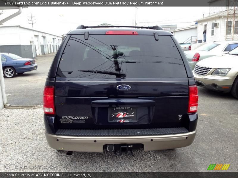 Deep Wedgewood Blue Metallic / Medium Parchment 2002 Ford Explorer Eddie Bauer 4x4