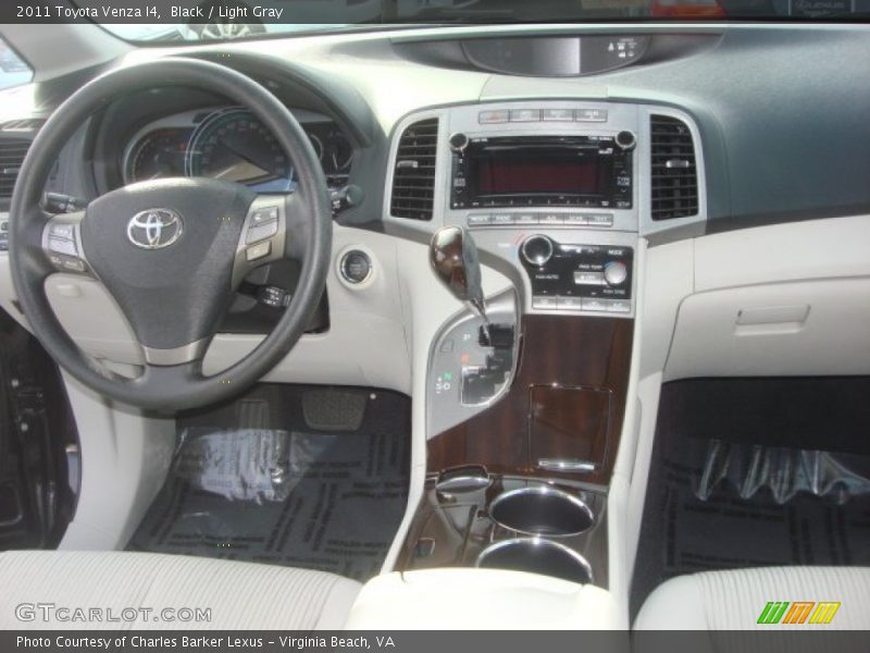 Black / Light Gray 2011 Toyota Venza I4