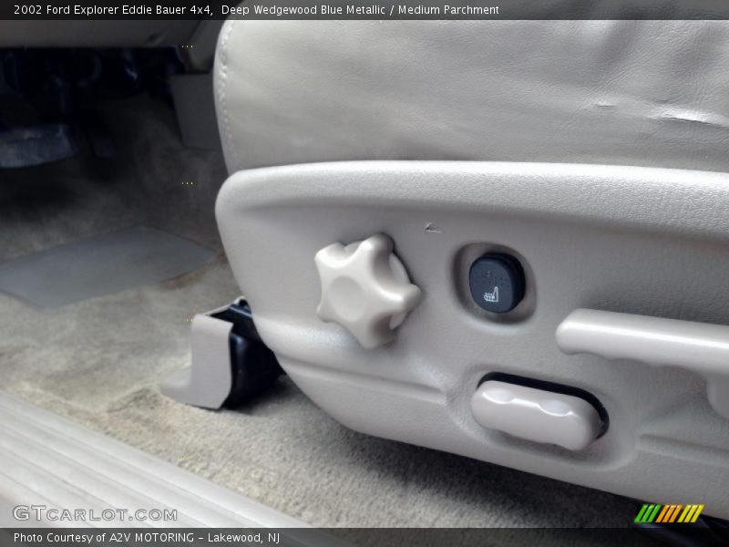 Deep Wedgewood Blue Metallic / Medium Parchment 2002 Ford Explorer Eddie Bauer 4x4