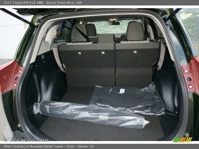 Spruce Green Mica / Ash 2013 Toyota RAV4 LE AWD