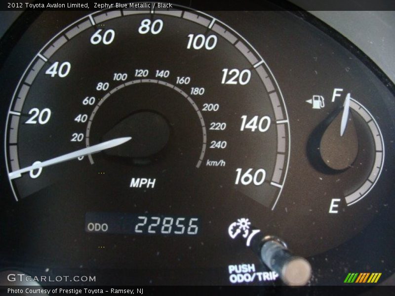 Zephyr Blue Metallic / Black 2012 Toyota Avalon Limited