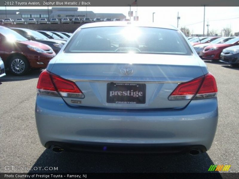 Zephyr Blue Metallic / Black 2012 Toyota Avalon
