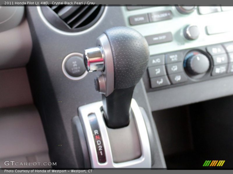 Crystal Black Pearl / Gray 2011 Honda Pilot LX 4WD
