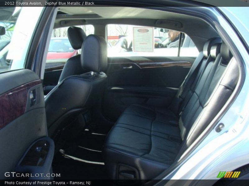 Zephyr Blue Metallic / Black 2012 Toyota Avalon