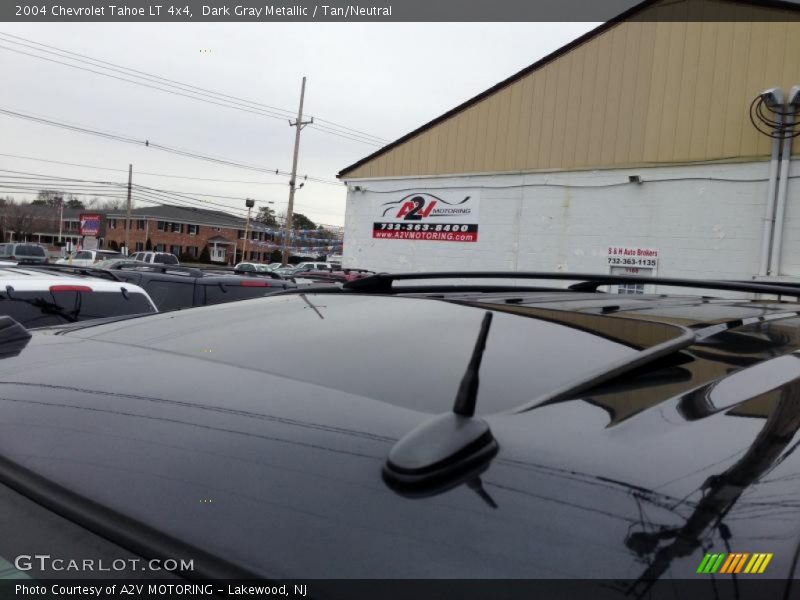 Dark Gray Metallic / Tan/Neutral 2004 Chevrolet Tahoe LT 4x4