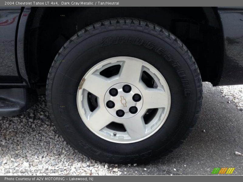 Dark Gray Metallic / Tan/Neutral 2004 Chevrolet Tahoe LT 4x4