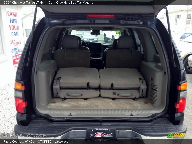 Dark Gray Metallic / Tan/Neutral 2004 Chevrolet Tahoe LT 4x4