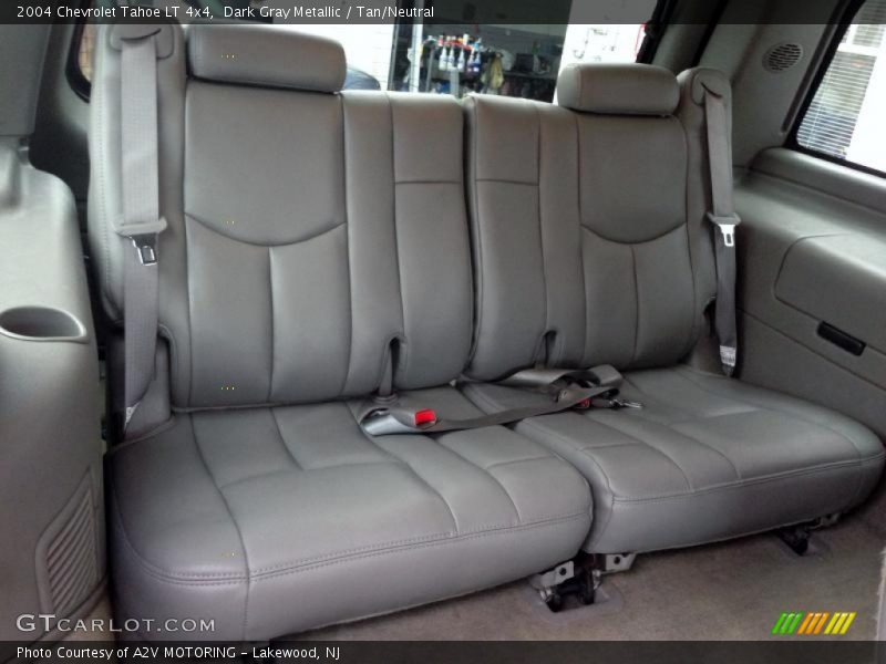 Dark Gray Metallic / Tan/Neutral 2004 Chevrolet Tahoe LT 4x4