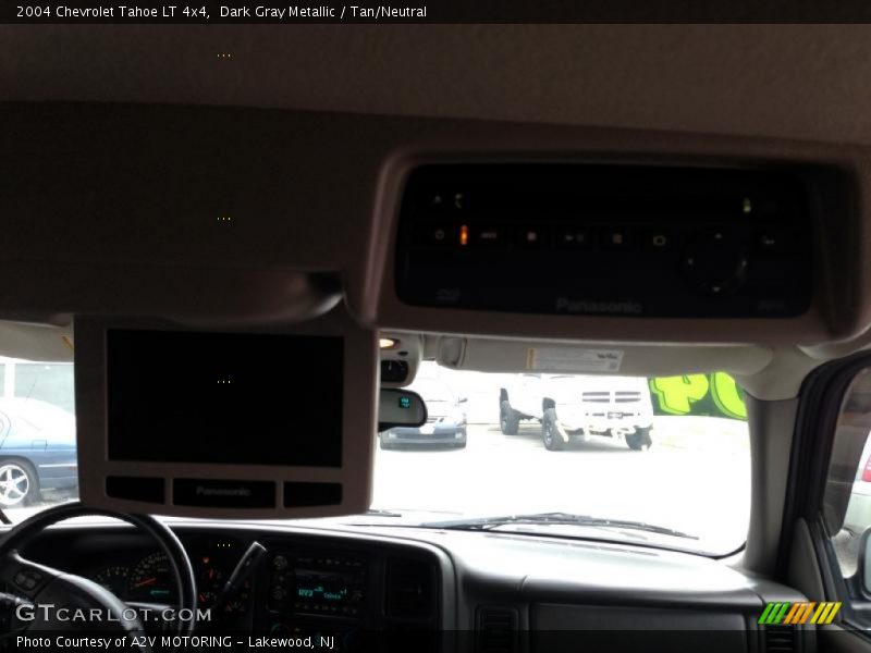 Dark Gray Metallic / Tan/Neutral 2004 Chevrolet Tahoe LT 4x4