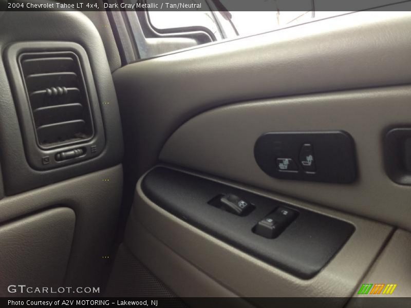 Dark Gray Metallic / Tan/Neutral 2004 Chevrolet Tahoe LT 4x4