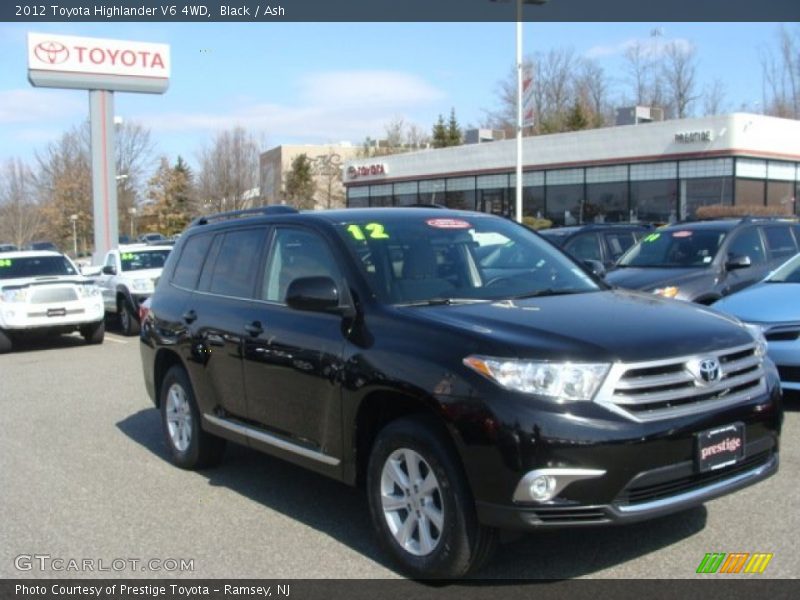 Black / Ash 2012 Toyota Highlander V6 4WD